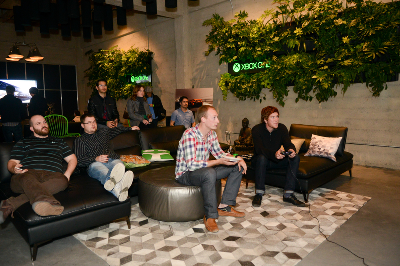 Illustration for article titled Jalopnik Readers Play Forza 5 & Drink Manhattans in San Francisco